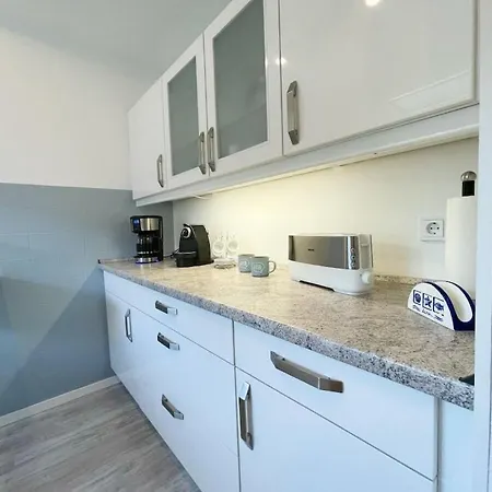 Bellaeins * Tönning